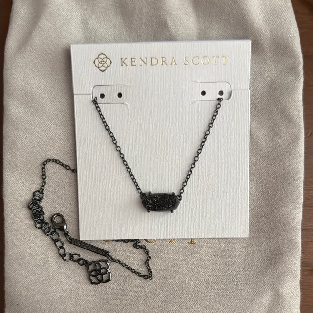 Kendra Scott Black Necklace